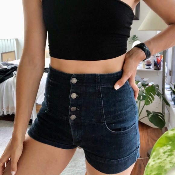 High Waisted Stretchy Vintage Shorts - Picture 1 of 6